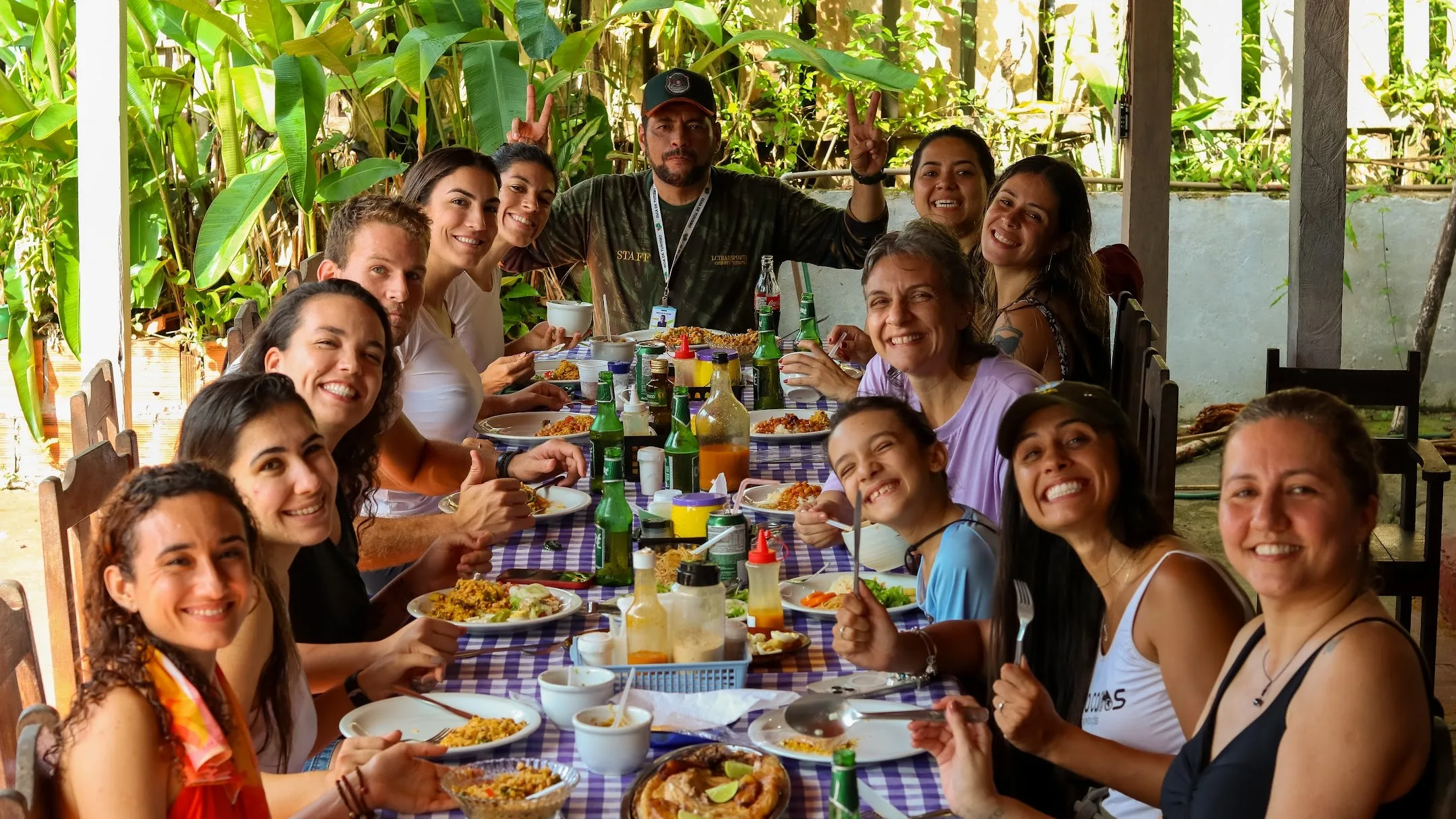 Por que às vezes a gente lembra mais da mesa que do mirante?